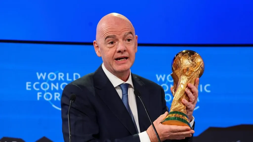 Canda Infantino Jadi Presiden Fifa Biar Bisa Pegang Trofi Piala Dunia