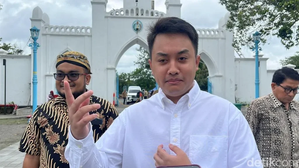 Fadli Zon Ungkap Hibah Keraton Masuk Pribadi Pb Xiv Purbaya Beri Tanggapan