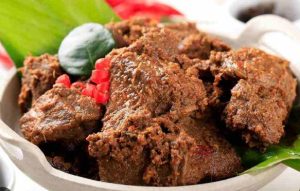 Mengapa Rendang Tak Pernah Sepi Peminat Sebuah Kisah Rasa Yang Abadi