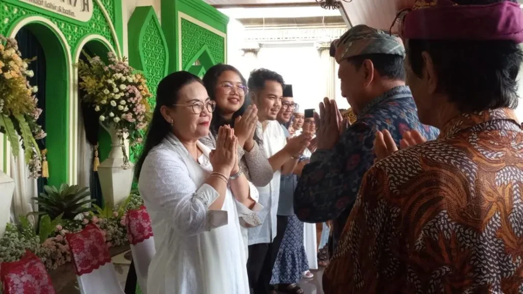 Ribuan Warga Salat Id Di Balai Kota Semarang Jadi Momen Perkuat Toleransi