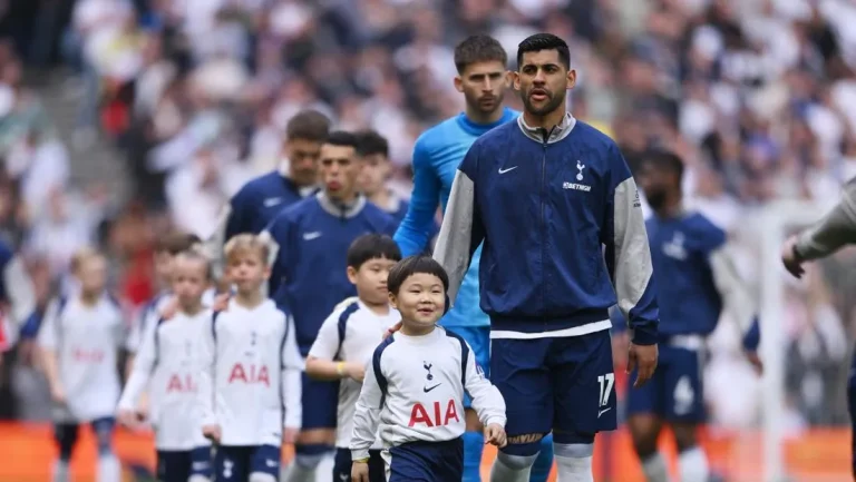 Tottenham Hadapi Tujuh Final Romero Tuntut Pemain Tampil 200 Persen