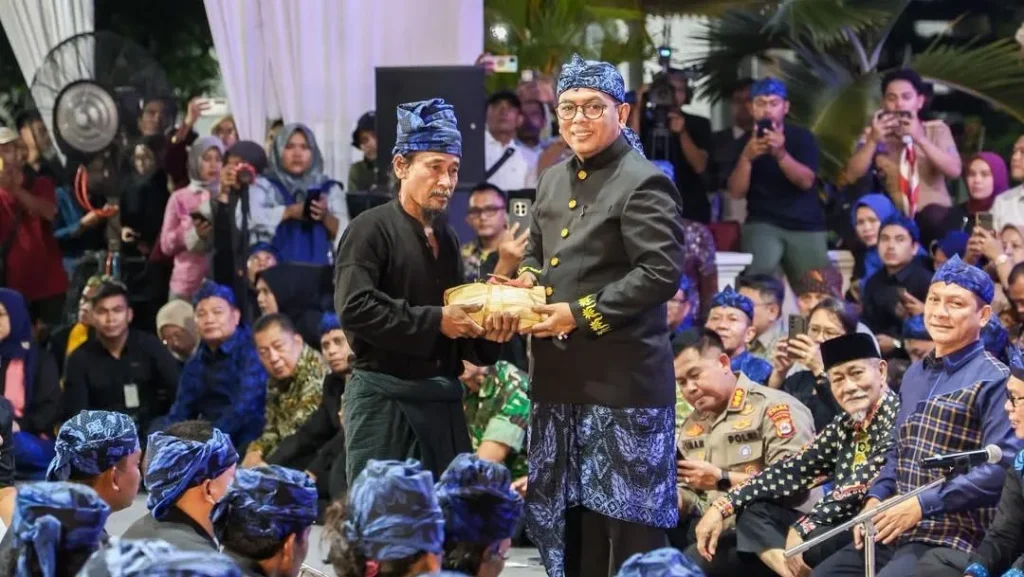 Gubernur Andra Soni Bantu Baduy Gelar Ritual Pelestarian Alam Di Ujung Kulon