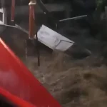 Tebing Longsor 6 Meter Gerus Kali Cikaret Masjid Di Bogor Ambruk